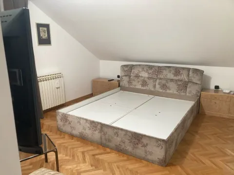 Izdavanje, kuća, 300m², Vračar Sve Podlokacije, Beograd - image 10