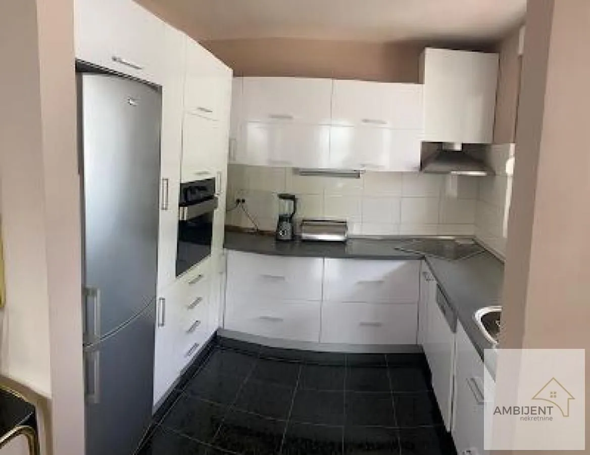 Prodaja, četvorosoban stan, 160m², Vračar Hram, Vračar Sve Podlokacije