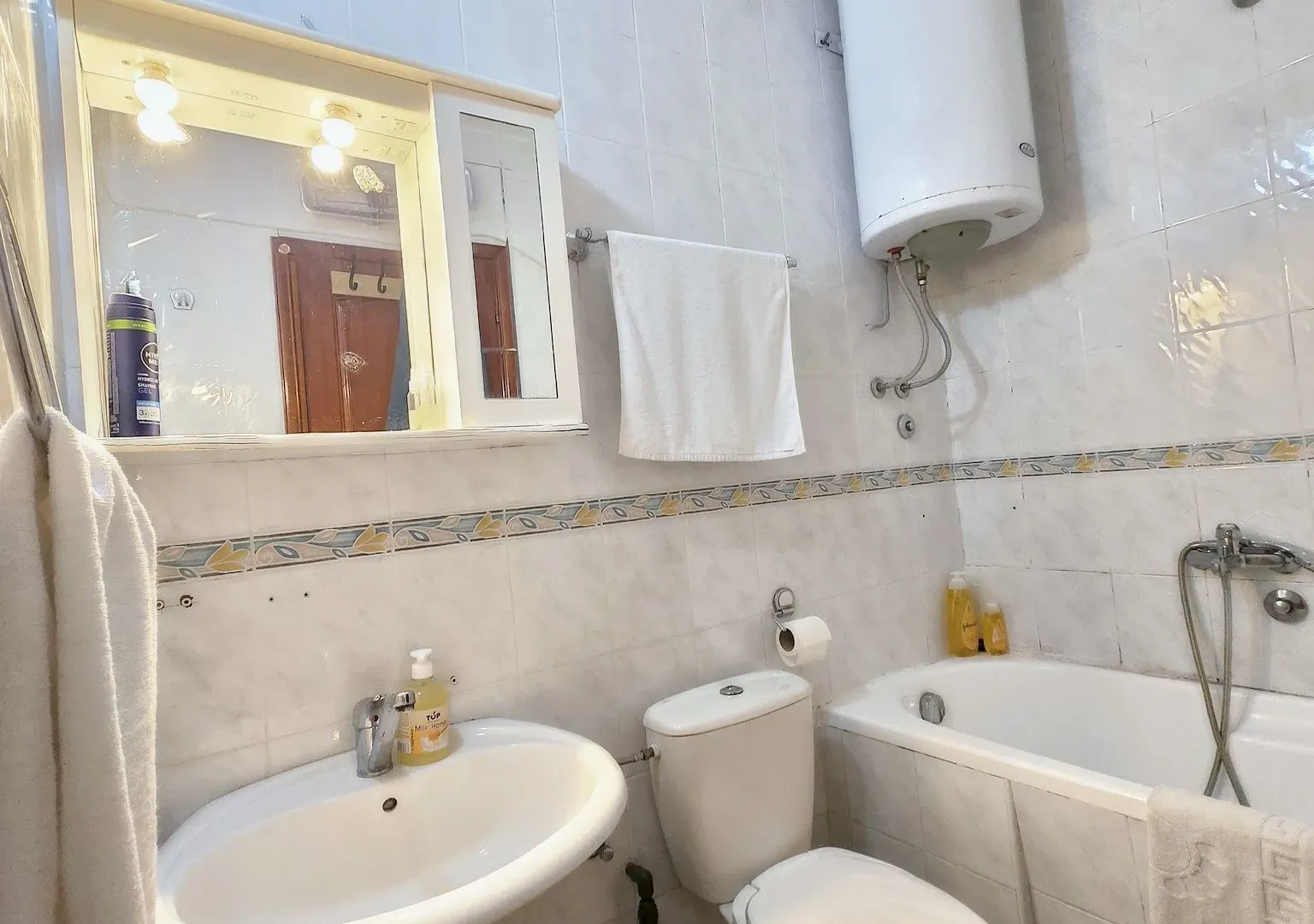 Prodaja, jednosoban stan, 57m², Ilino, Bar