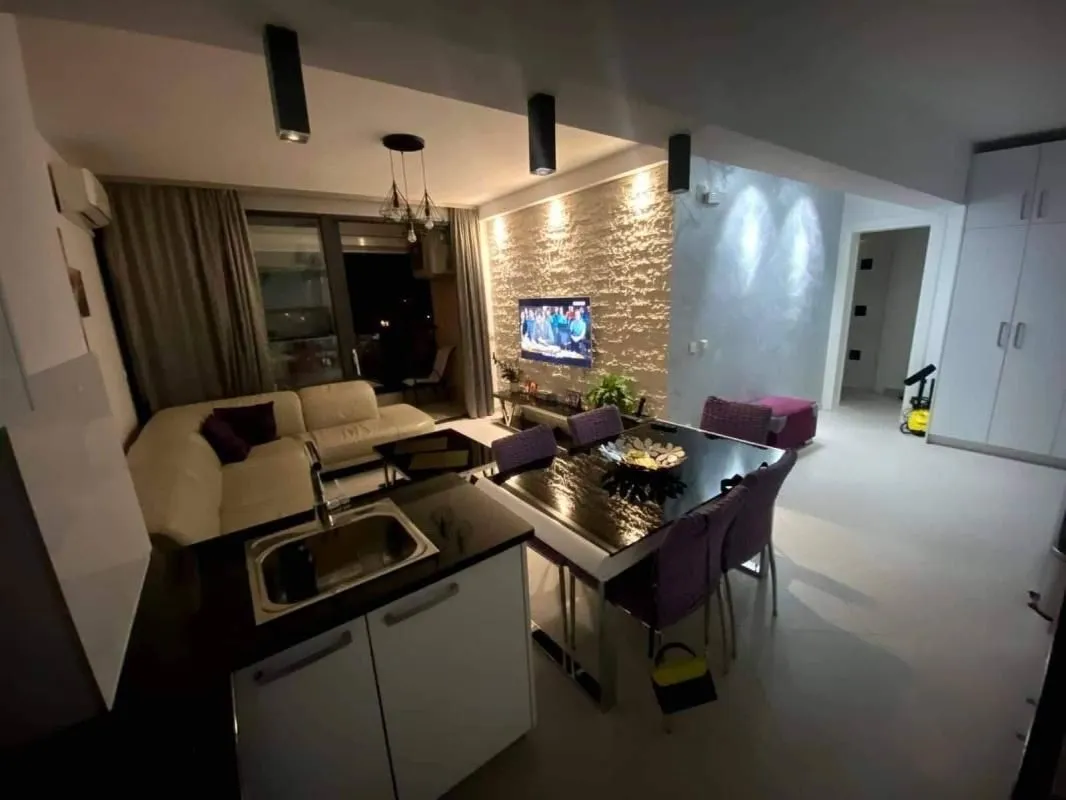 Prodaja, dvosoban stan, 64m², Bar, Crna Gora