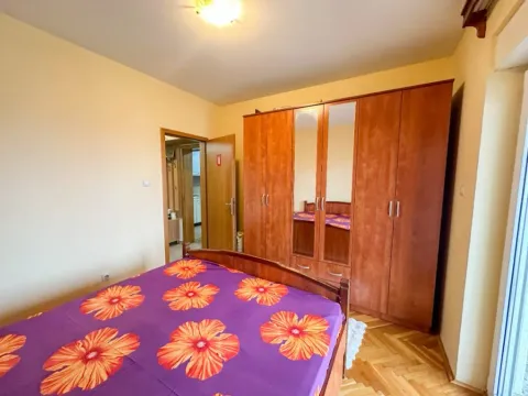 Izdavanje, jednosoban stan, 48m², Stari Aerodrom, Podgorica - image 5