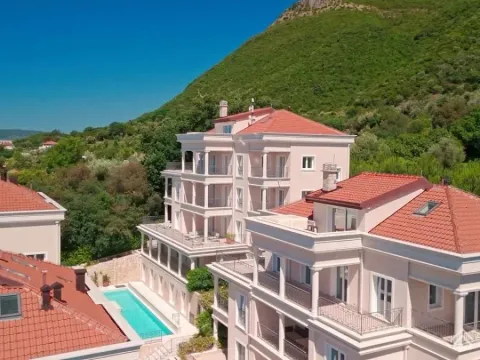 Prodaja, dvosoban stan, 158m², Herceg Novi, Crna Gora - image 15