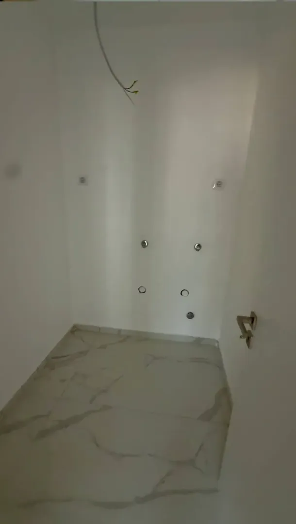 Prodaja, dvosoban stan, 93m², Centar, Bar
