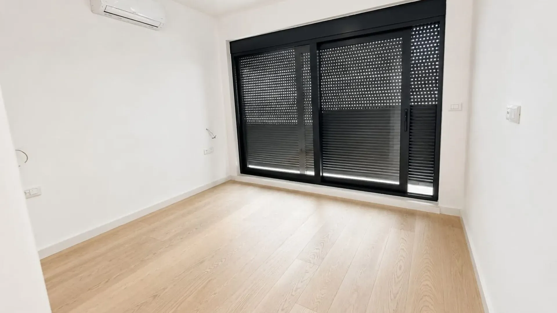 Prodaja, trosoban stan, 146m², Dubovica, Budva