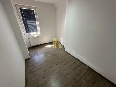 Izdavanje, poslovni prostor, 900m², Veternik, Novi Sad Sve Podlokacije - image 7