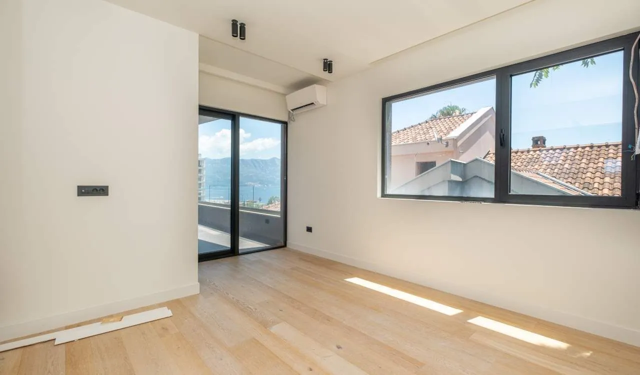 Prodaja, trosoban stan, 149m², Gospoština, Budva
