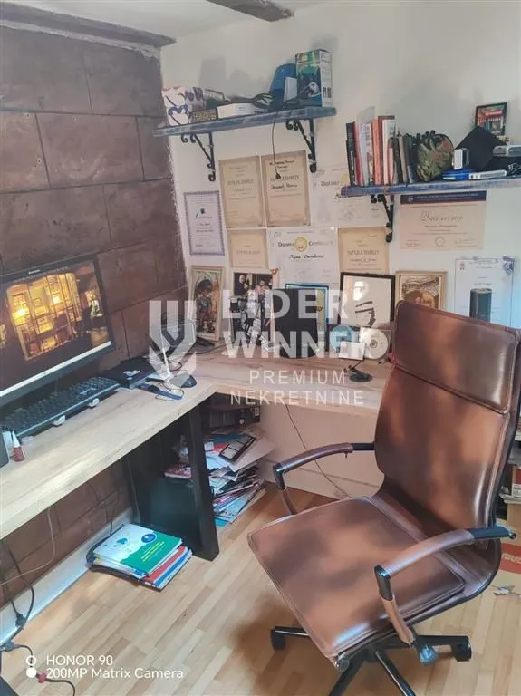 Sale, three bedroom apartment, 85m², Labudovo Brdo, Beograd