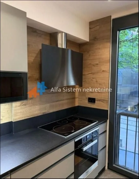 Rent, three bedroom apartment, 91m², Skadarlija, Beograd