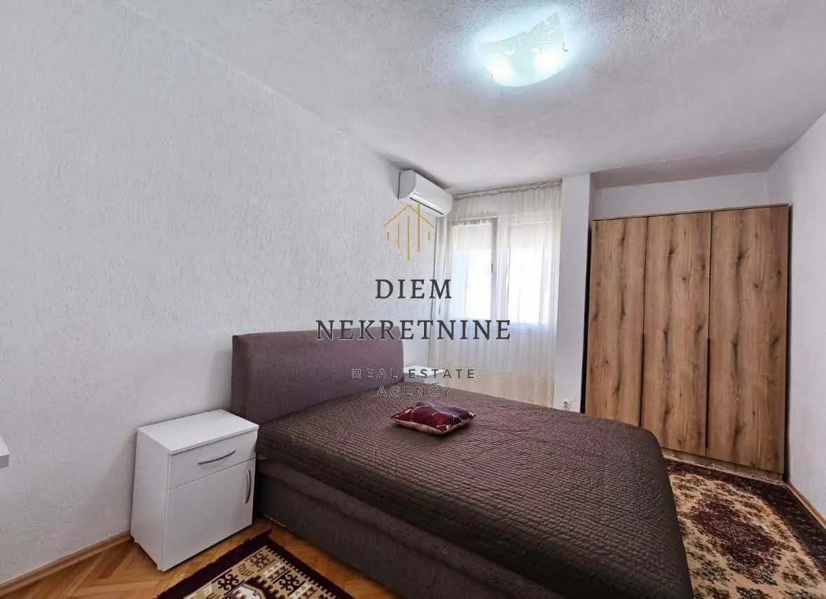 Sale, three bedroom apartment, 84m², Centar, Bar