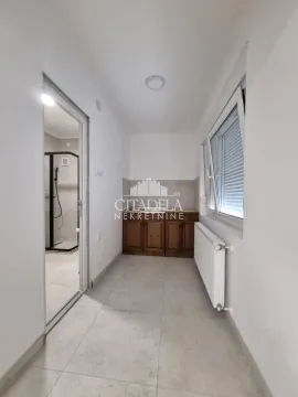 Izdavanje, trosoban stan, 85m², Čukarica, Beograd - image 15