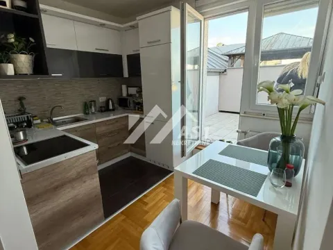 Izdavanje, dvosoban stan, 70m², Novi Sad Sve Podlokacije, Novi Sad - image 3