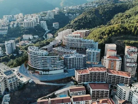 Sale, one bedroom apartment, 52m², Bečići, Budva - image 8