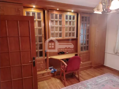 Izdavanje, četvorosoban stan, 95m², Stari Grad, Beograd - image 2