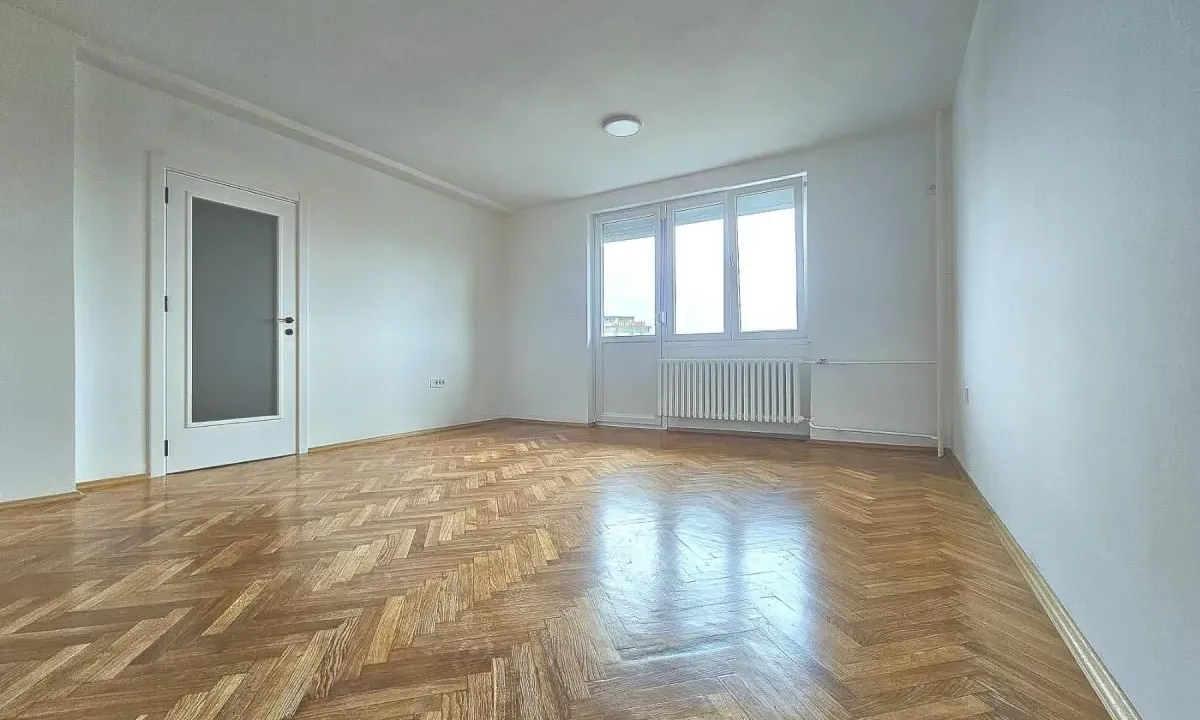 Prodaja, trosoban stan, 64m², Bulevar Oslobodjenja, Novi Sad Sve Podlokacije