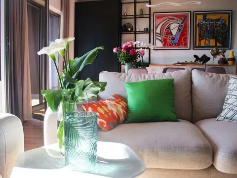 Izdavanje, trosoban stan, 198m², Budva, Crna Gora - image 25