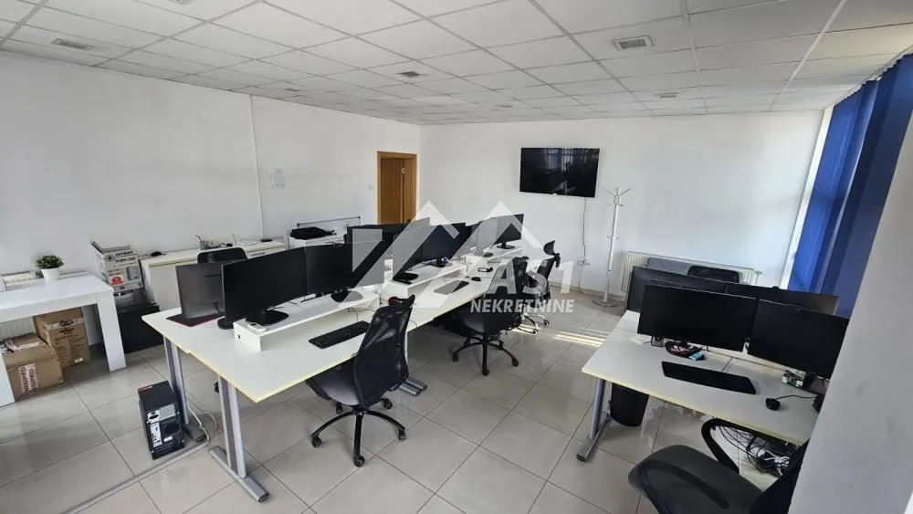 Rent, office space, 112m², Bulevar Oslobodjenja, Novi Sad Sve Podlokacije