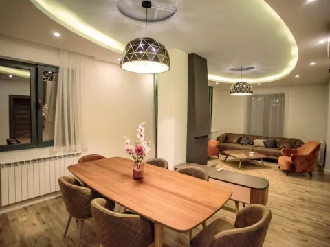 Prodaja, kuća, 200m², Tivat, Crna Gora - image 9