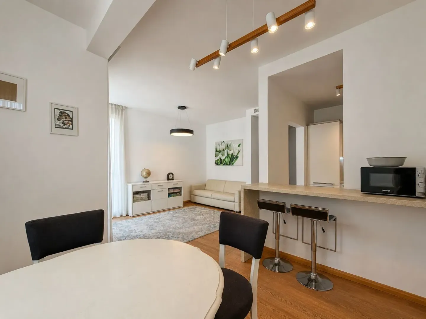 Prodaja, dvosoban stan, 77m², Centar, Budva