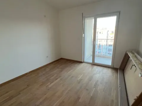 Sale, two bedroom apartment, 72m², Stari Aerodrom, Podgorica