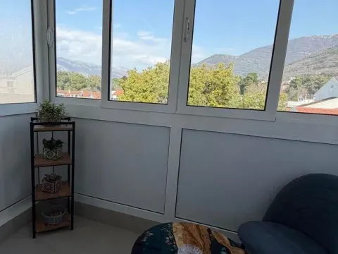 Rent, one bedroom apartment, 45m², Centar, Tivat - image 7