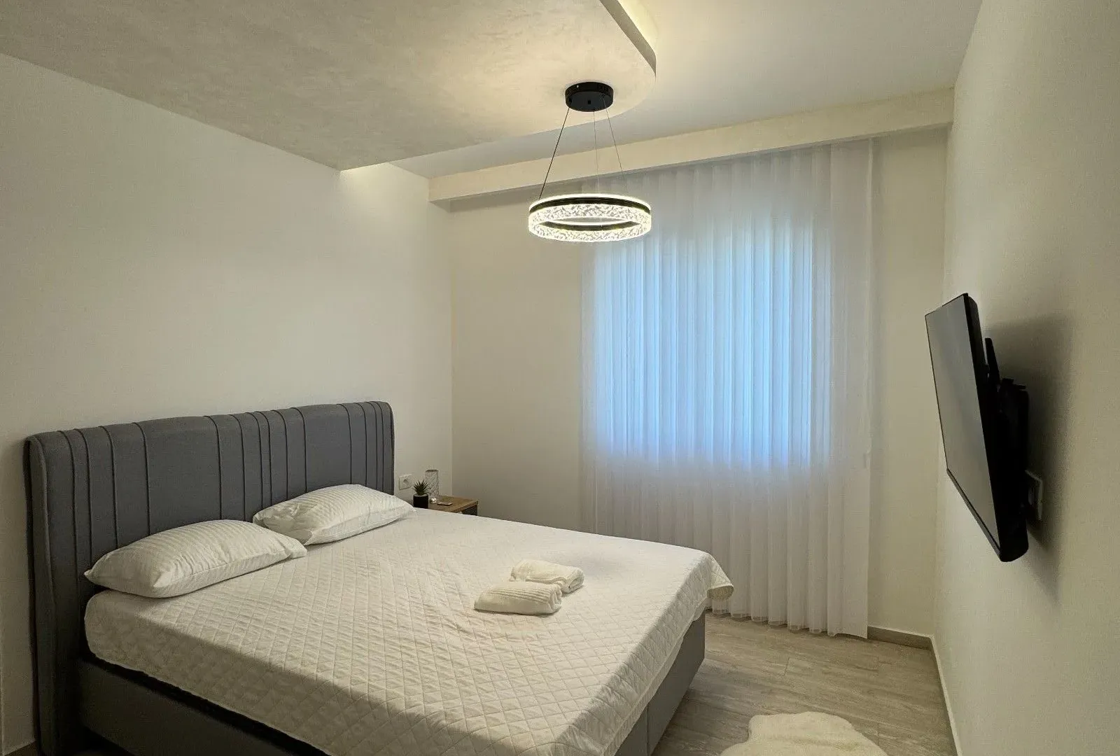 Sale, two bedroom apartment, 74m², Bečići, Budva