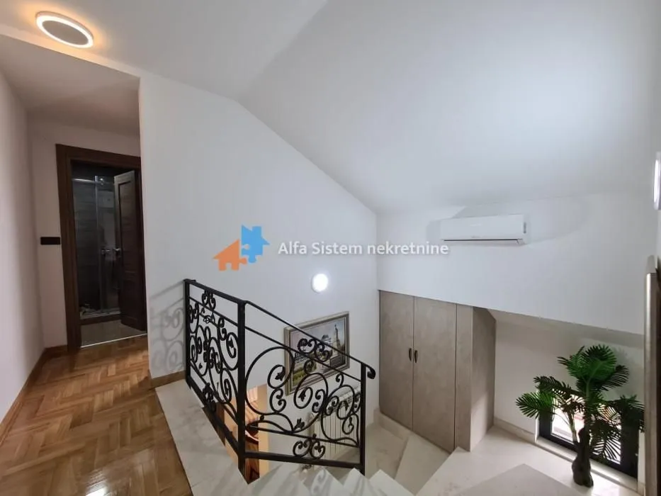 Rent, four bedroom apartment, 112m², Autokomanda, Voždovac Sve Podlokacije