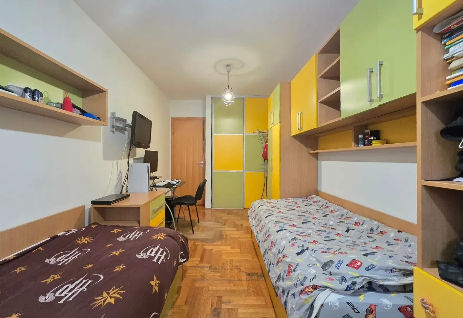 Prodaja, dvosoban stan, 70m², Stari Aerodrom, Podgorica