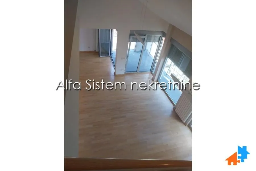 Rent, four bedroom apartment, 170m², Kalenić Pijaca, Vračar Sve Podlokacije