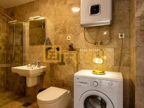 Sale, one bedroom apartment, 74m², Budva, Crna Gora - image 16