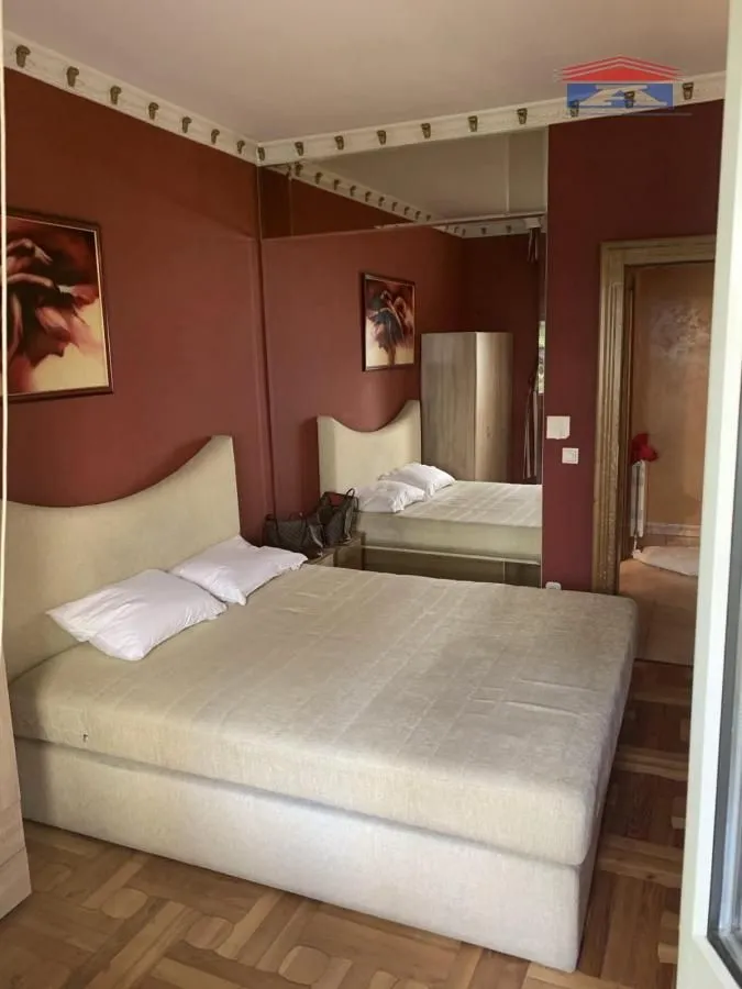 Izdavanje, dvosoban stan, 64m², Centar, Novi Sad