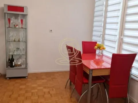 Izdavanje, četvorosoban stan, 90m², Novi Beograd Blok 28, Novi Beograd Sve Podlokacije - image 2