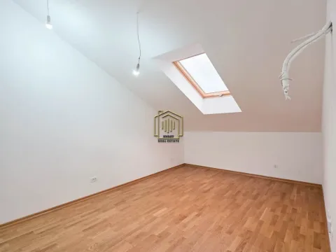 Prodaja, jednosoban stan, 40m², Stari Aerodrom, Podgorica - image 4