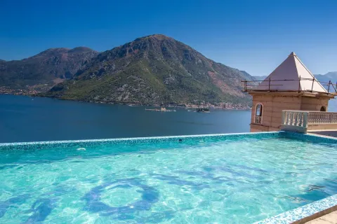 Sale, house, 235m², Kostanjica, Kotor - image 1