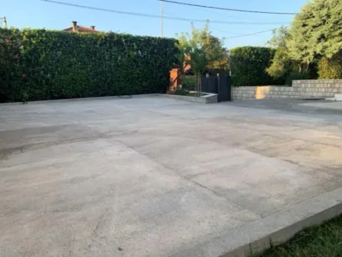 Izdavanje, kuća, 250m², Zagorič, Podgorica - image 12