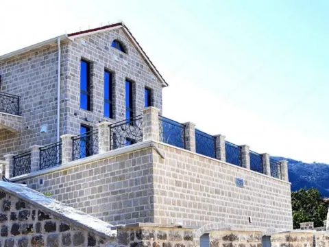 Prodaja, kuća, 382m², Stoliv, Kotor - image 34