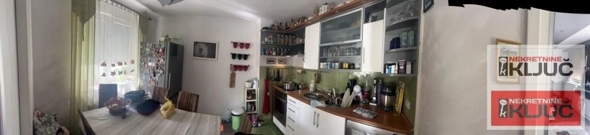 Prodaja, trosoban stan, 81m², Sajmište, Novi Sad