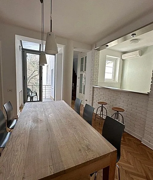 Izdavanje, trosoban stan, 120m², Slavija, Vračar Sve Podlokacije