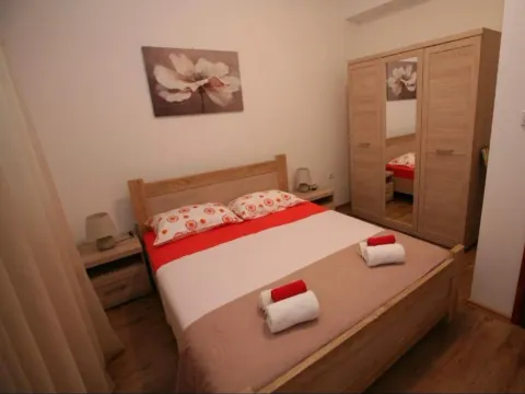 Rent, one bedroom apartment, 40m², Kavač, Kotor - image 4