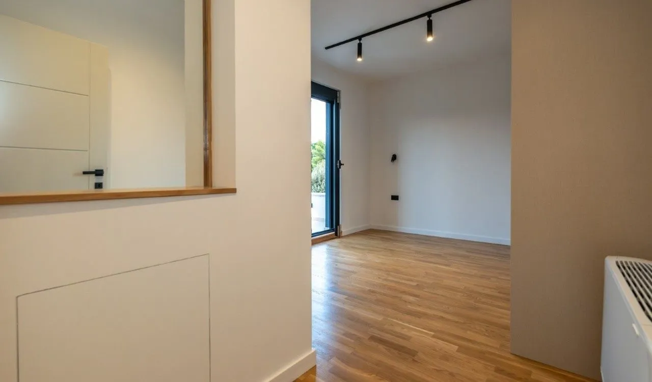 Izdavanje, kuća, 180m², Gornja Gorica, Podgorica