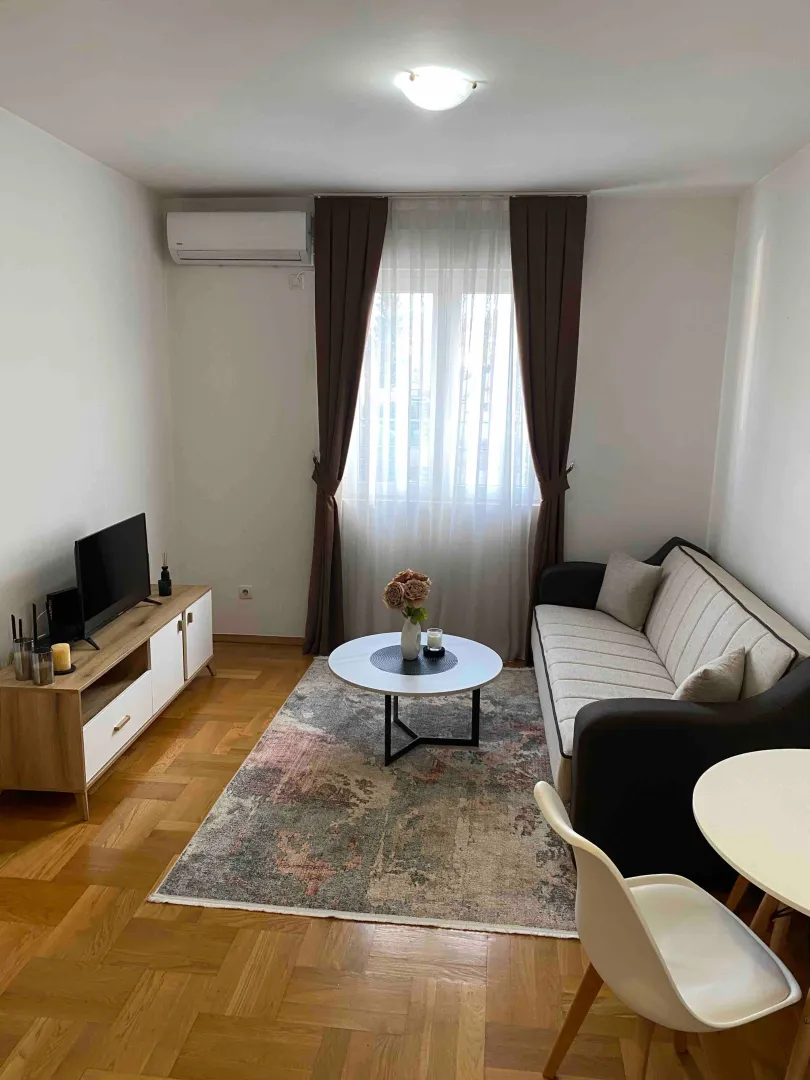 Rent, one bedroom apartment, 36m², Stari Aerodrom, Podgorica