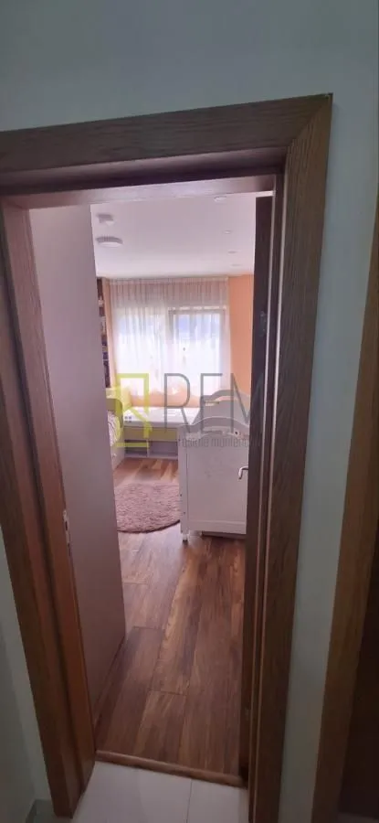 Prodaja, trosoban stan, 89m², Podgorica, Crna Gora