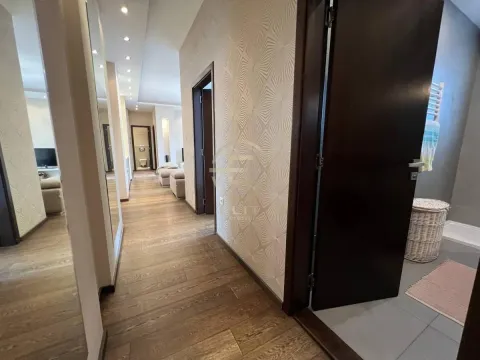 Izdavanje, trosoban stan, 88m², Sajmište, Novi Sad - image 6