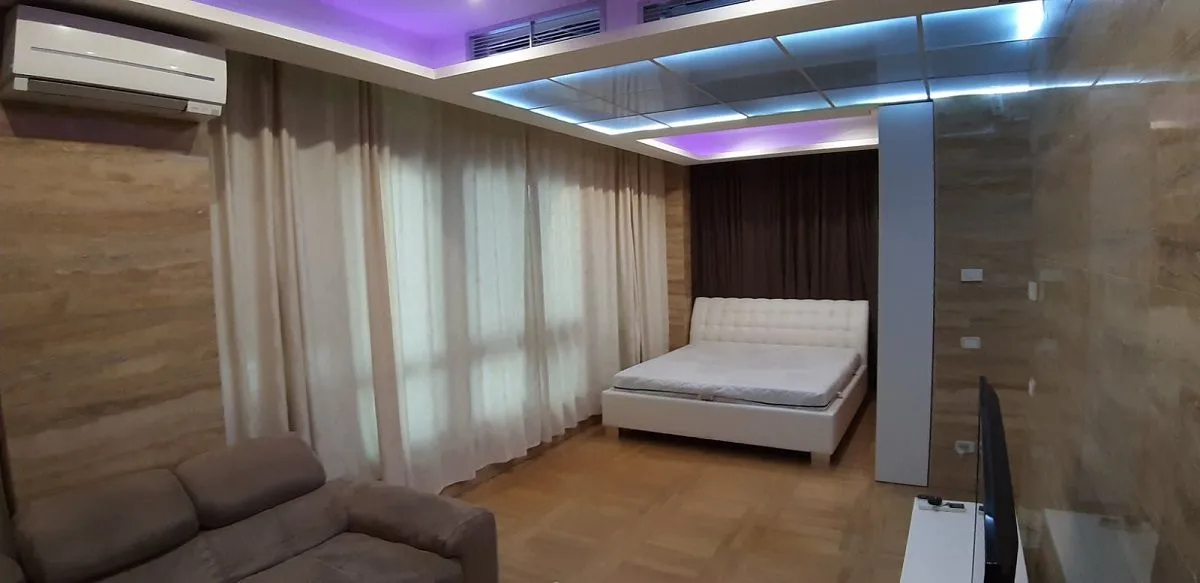 Izdavanje, jednosoban stan, 48m², Dedinje Sve Podlokacije, Beograd