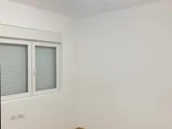 Izdavanje, dvosoban stan, 59m², Tuški Put, Podgorica - image 8