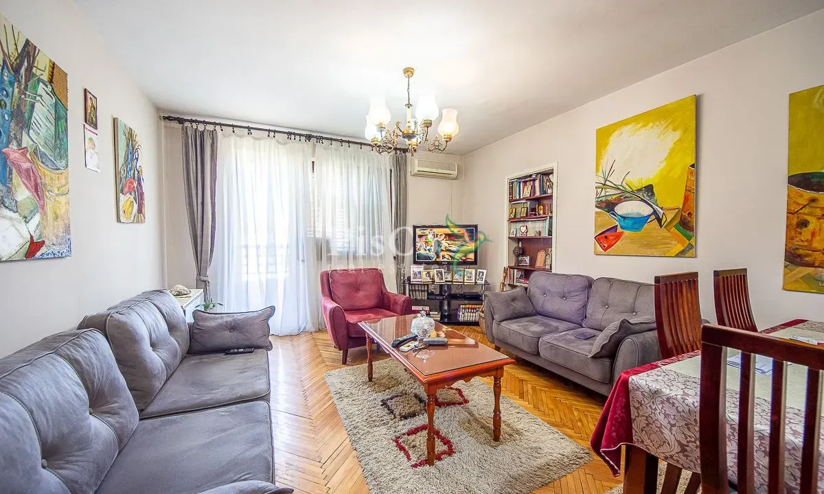 Prodaja, dvosoban stan, 74m², Gintaš, Podgorica