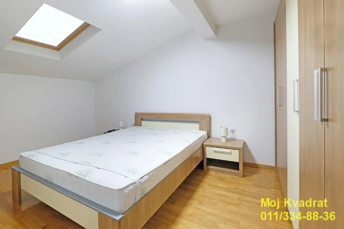 Izdavanje, trosoban stan, 87m², Slavujev Venac, Zvezdara Sve Podlokacije