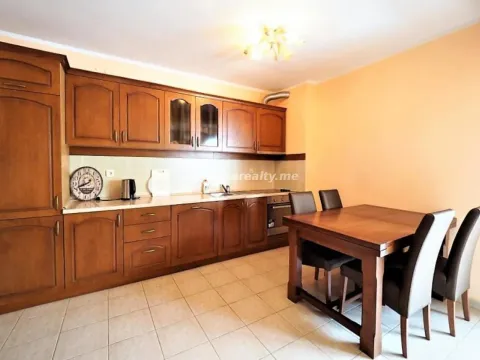 Prodaja, dvosoban stan, 82m², Budva, Crna Gora - image 3