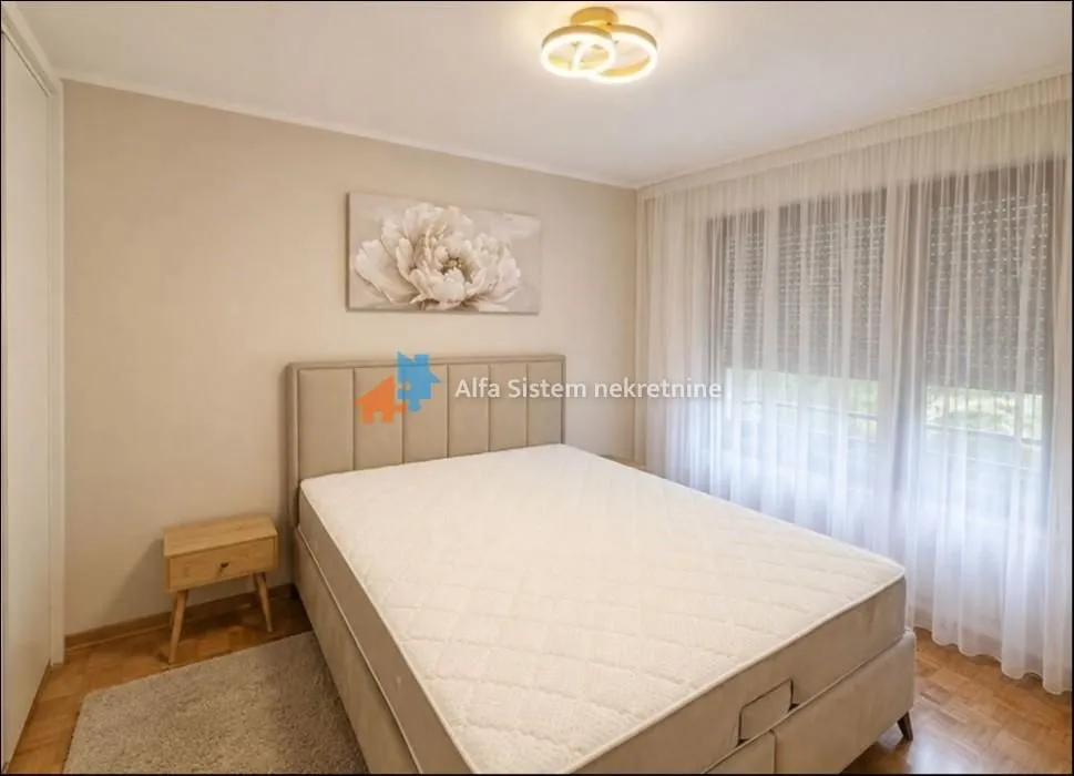 Rent, four bedroom apartment, 93m², Cerak Vinogradi, Beograd