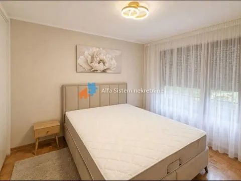 Rent, four bedroom apartment, 93m², Cerak Vinogradi, Beograd - image 6