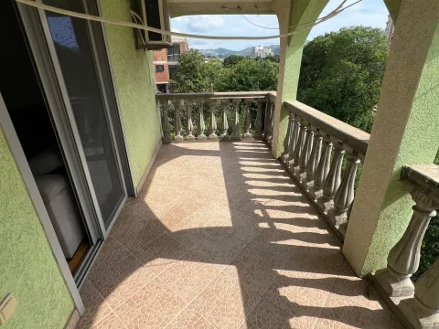 Izdavanje, dvosoban stan, 70m², Bjeliši, Bar - image 10
